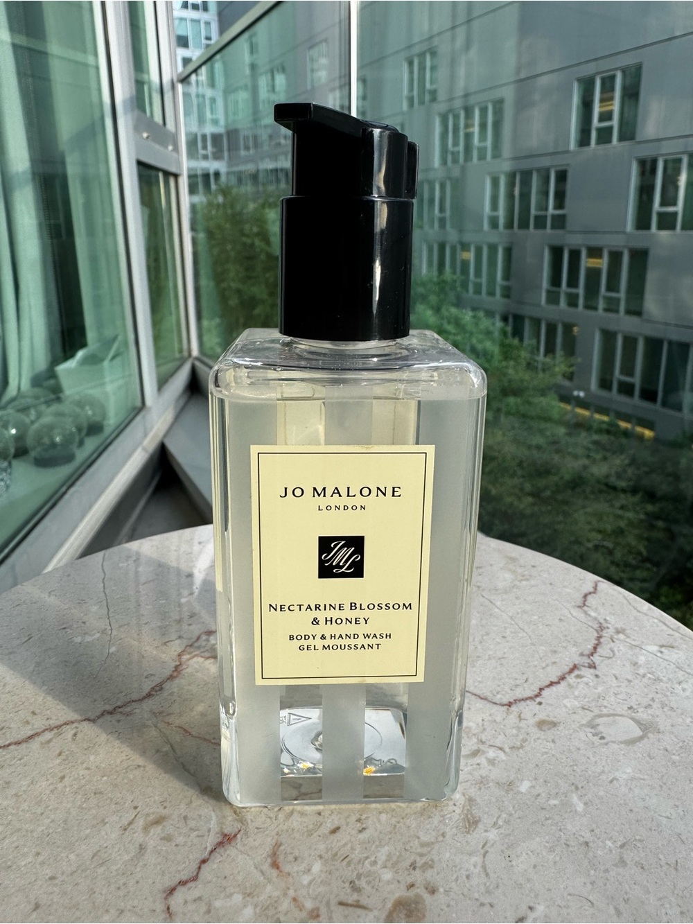 Jo Malone Nectarine Blossom & Honey Hand & Body Wash